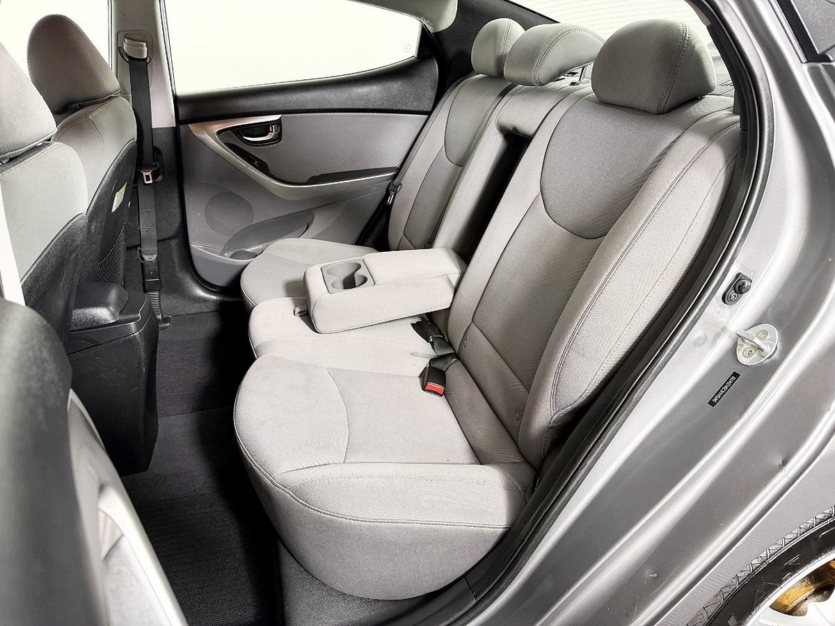 Used 2013 Hyundai Elantra GLS w/ Preferred Pkg FWD image 33