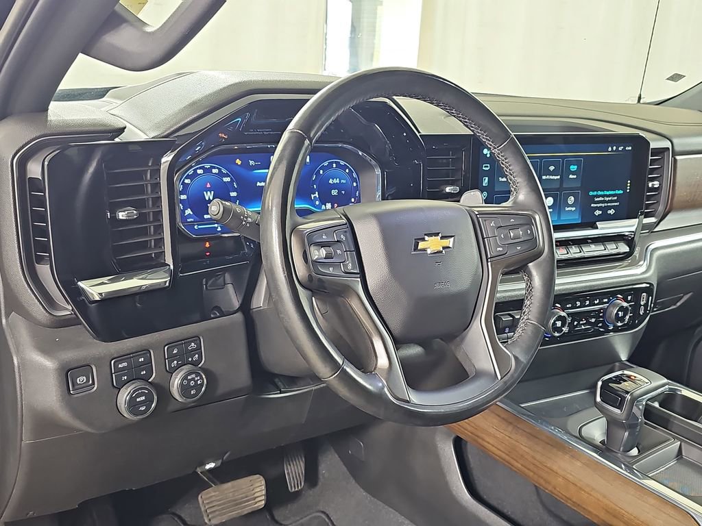 Certified 2023 Chevrolet Silverado 1500 High Country w/ High Country Premium Package image 19