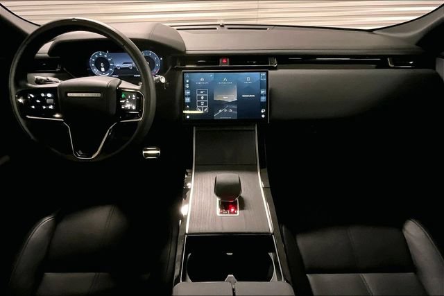 Certified 2026 Land Rover Range Rover Velar Dynamic SE AWD/4WD image 18