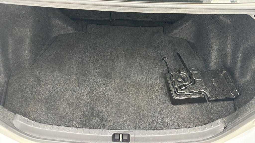 Used 2019 Toyota Corolla SE FWD image 23