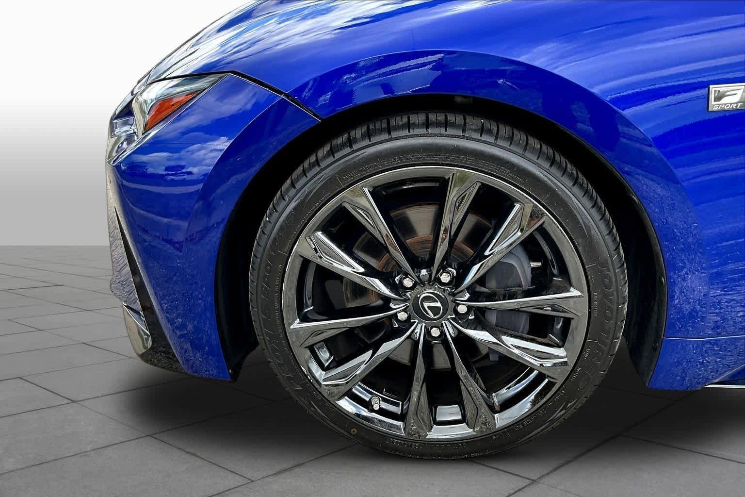 Used 2021 Lexus IS 350 F Sport w/ Navigation Package RWD image 11