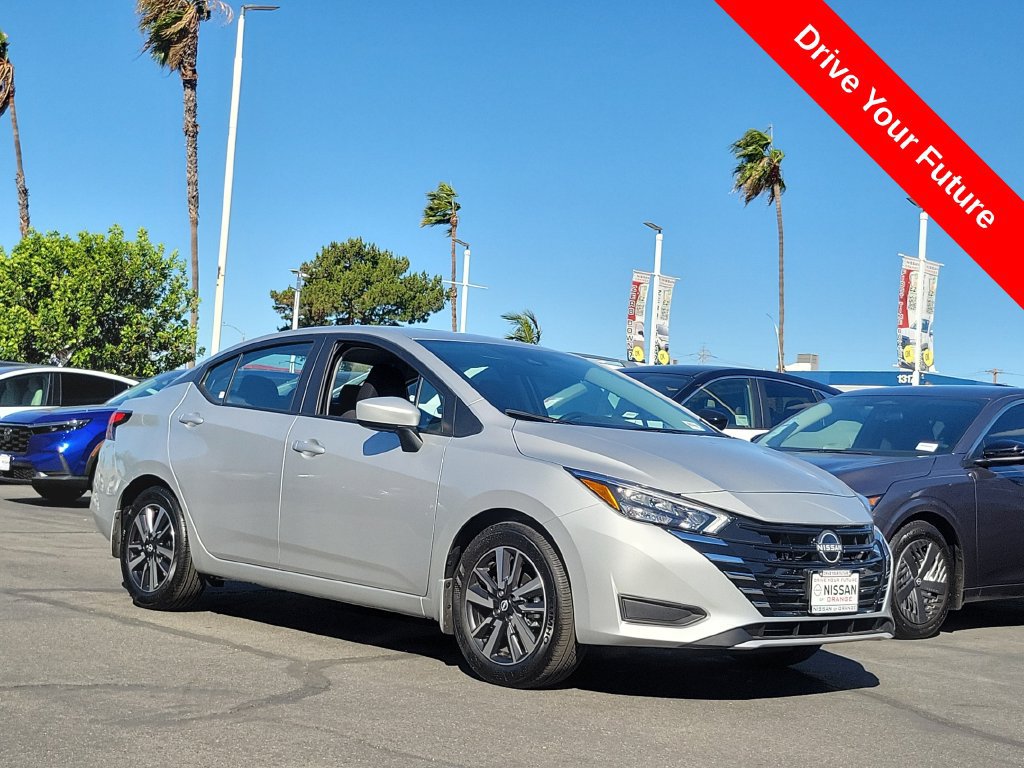 Used 2025 Nissan Versa SV w/ Trunk Package FWD image 29
