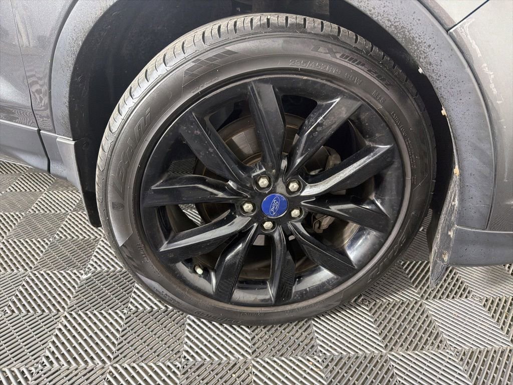 Used 2018 Ford Escape SE w/ SE SYNC Package FWD image 49