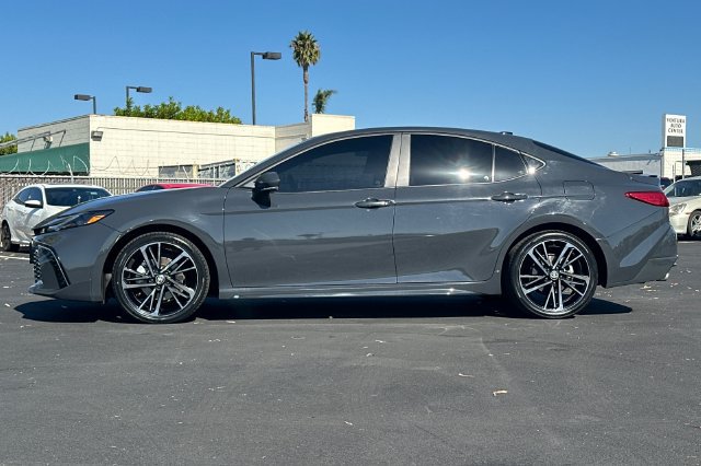 Used 2026 Toyota Camry XSE AWD/4WD image 7
