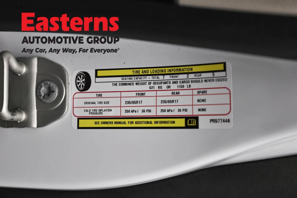 Used 2023 Chrysler Pacifica Touring-L FWD image 36