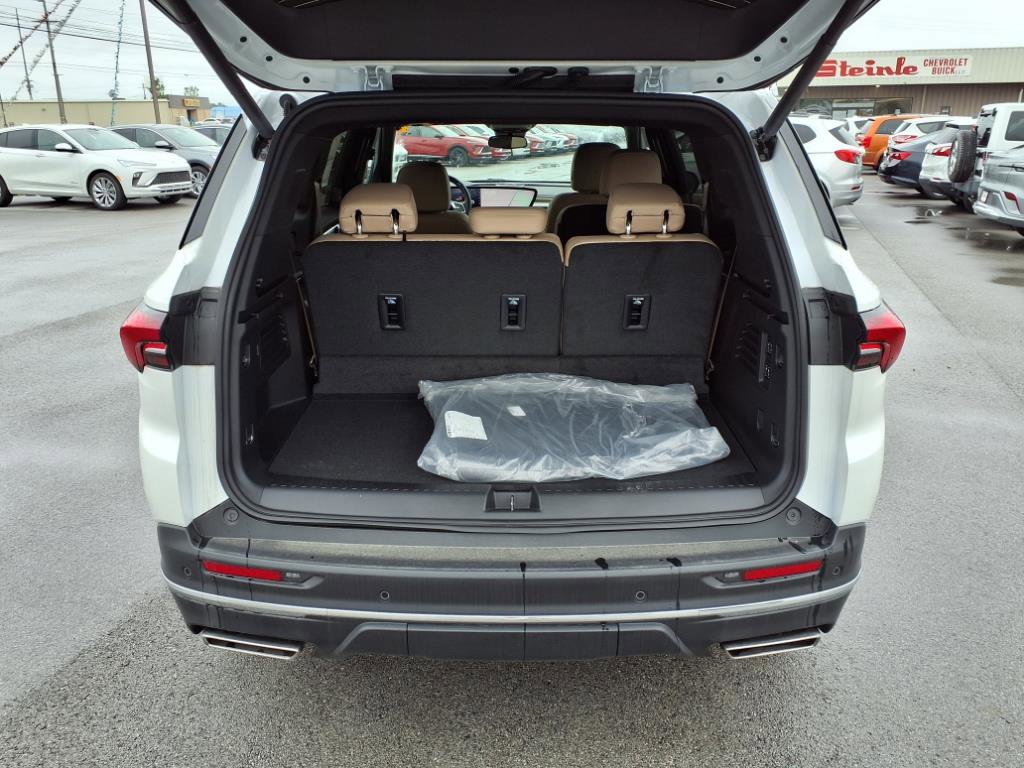 New 2025 Buick Enclave Preferred w/ Super Cruise Package image 8