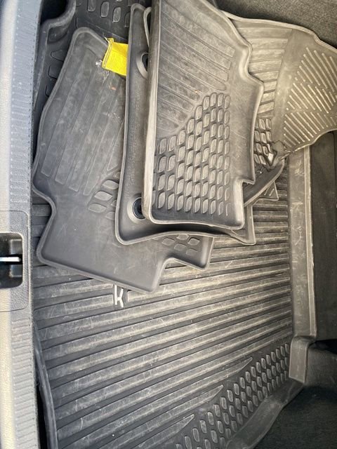 Used 2025 Toyota Camry SE image 23