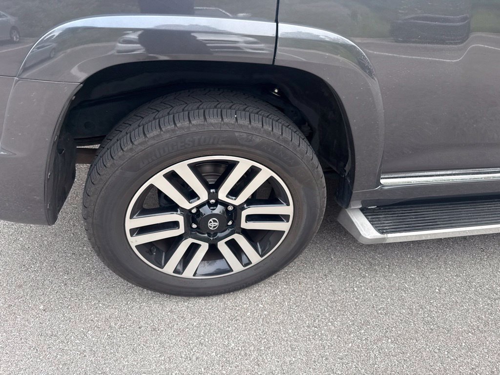 Used 2018 Toyota 4Runner Limited AWD/4WD image 13