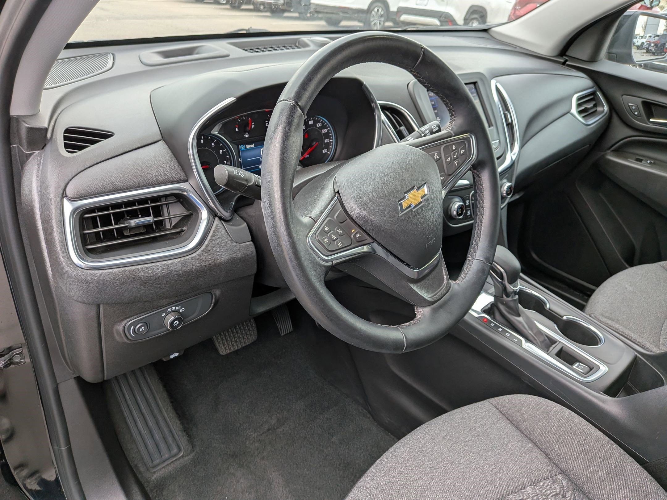 Used 2024 Chevrolet Equinox LT image 17