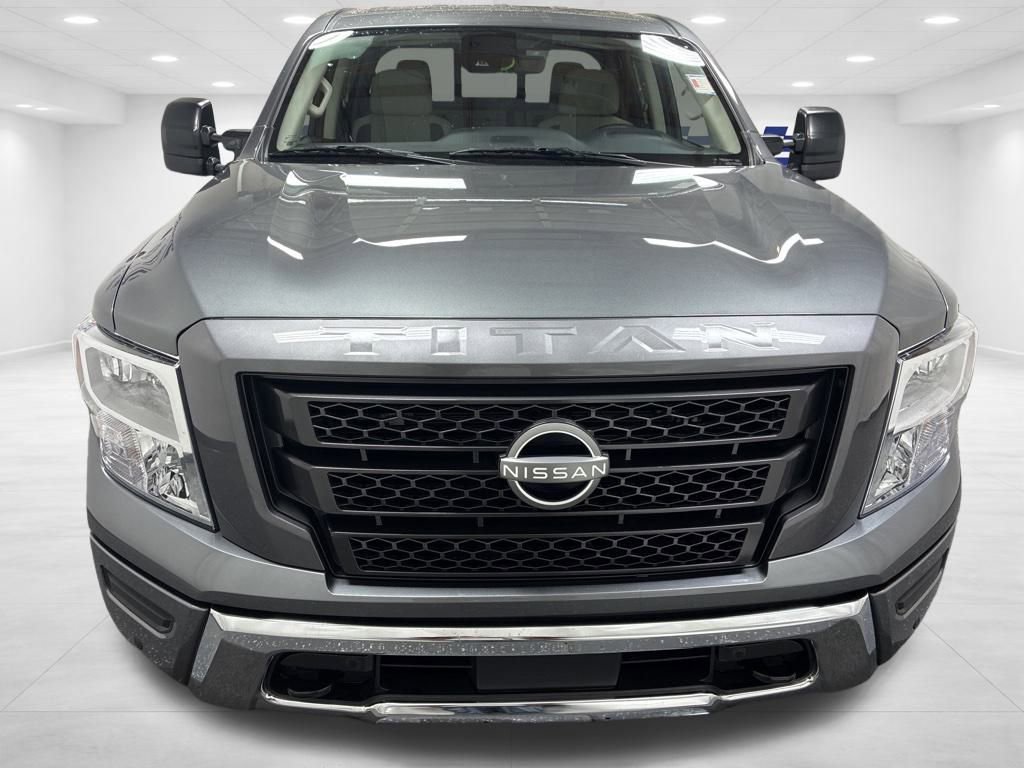 Used 2024 Nissan Titan SV w/ SV Convenience Package video 2