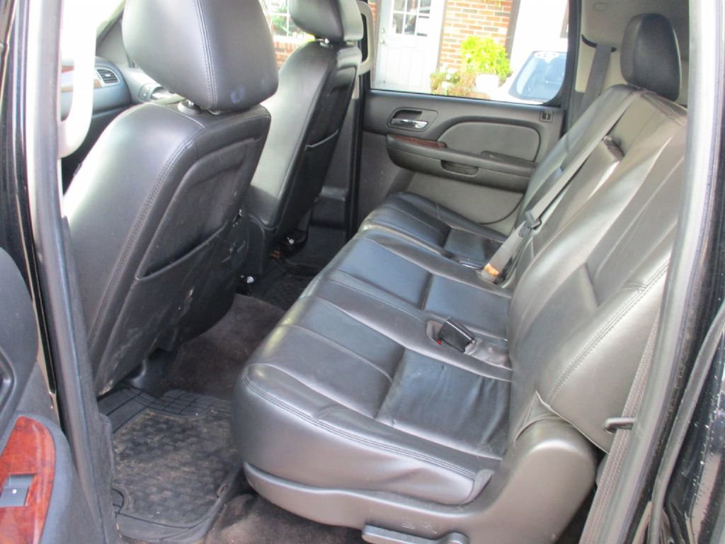 Used 2014 GMC Yukon XL SLT image 9