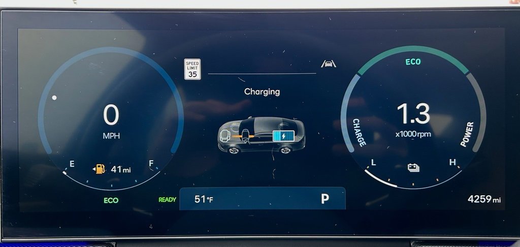 Used 2025 Hyundai Sonata Limited image 20