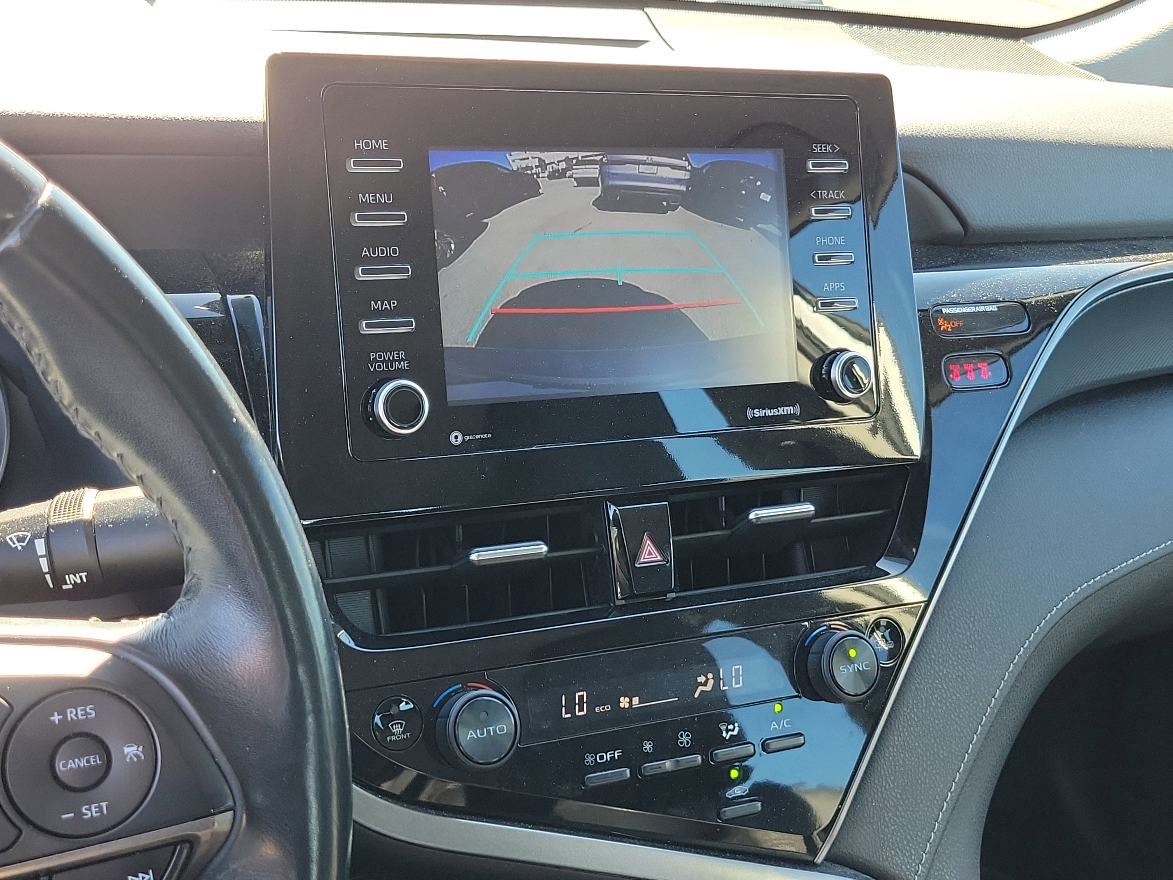 Used 2023 Toyota Camry SE image 29