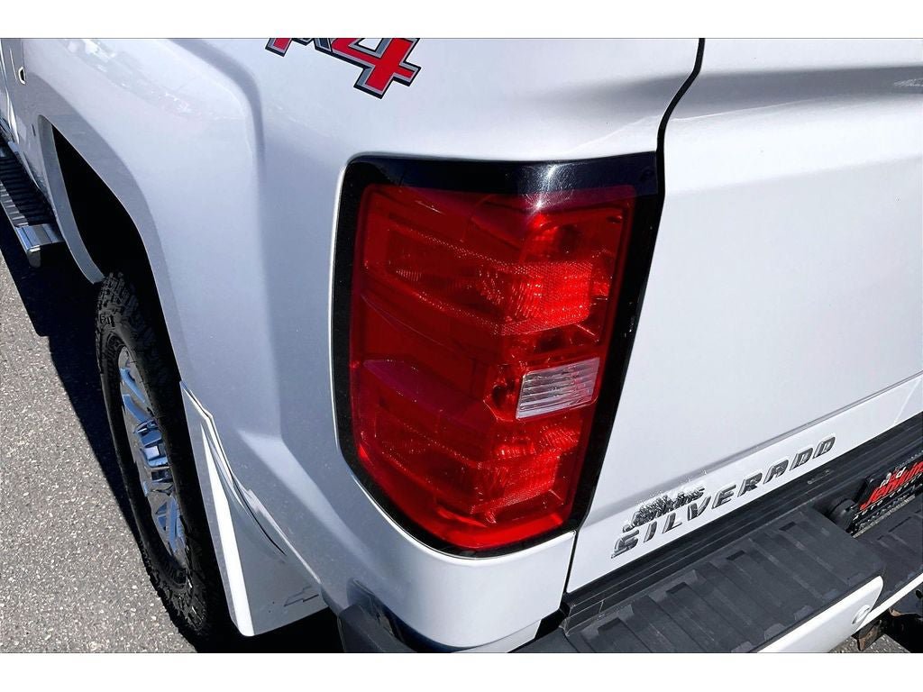 Used 2016 Chevrolet Silverado 3500 High Country w/ Duramax Plus Package AWD/4WD image 31