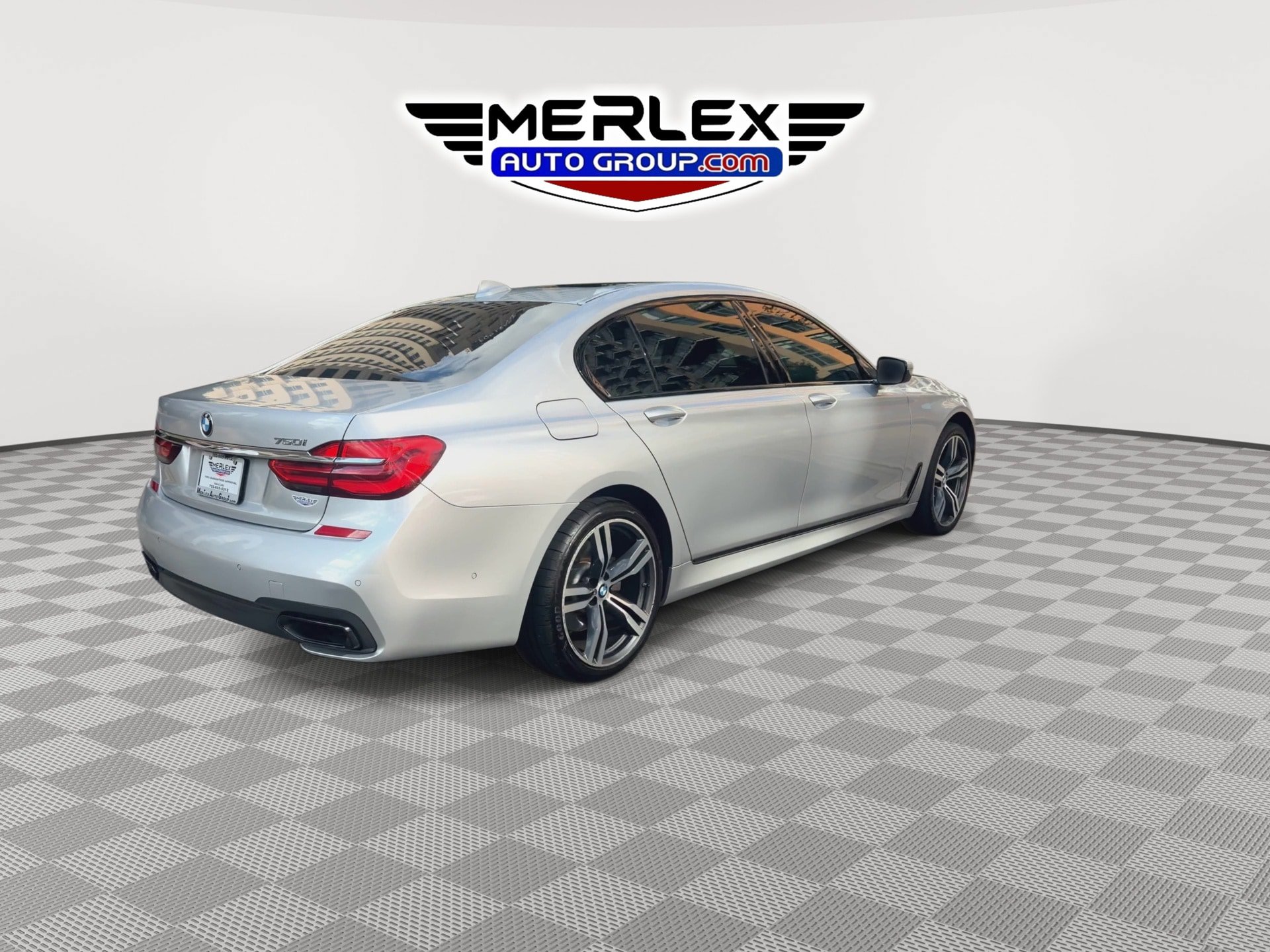 Used 2019 BMW 750i RWD image 8