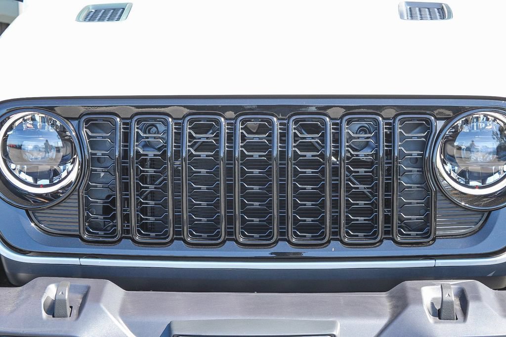 New 2026 Jeep Gladiator Sport AWD/4WD image 6