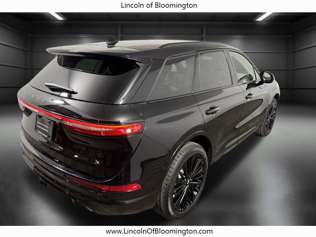 New 2026 Lincoln Corsair Premiere image 6