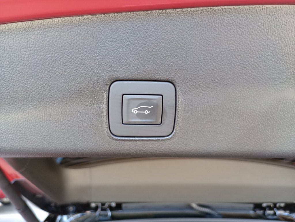 New 2026 Chevrolet TrailBlazer RS w/ Convenience Package FWD image 32