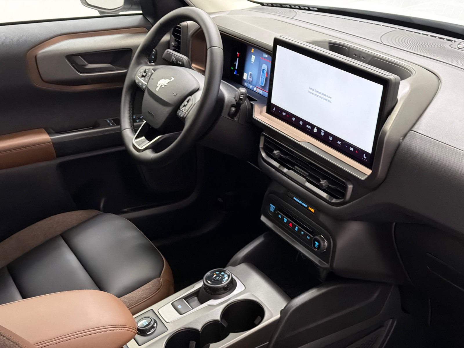 New 2026 Ford Bronco Sport Outer Banks w/ Outer Banks Tech Package+ AWD/4WD image 10