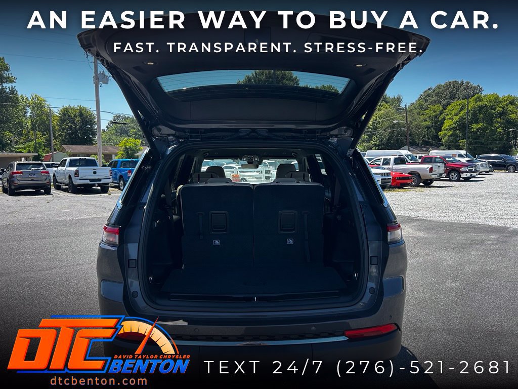 Used 2025 Jeep Grand Cherokee L Limited AWD/4WD image 31