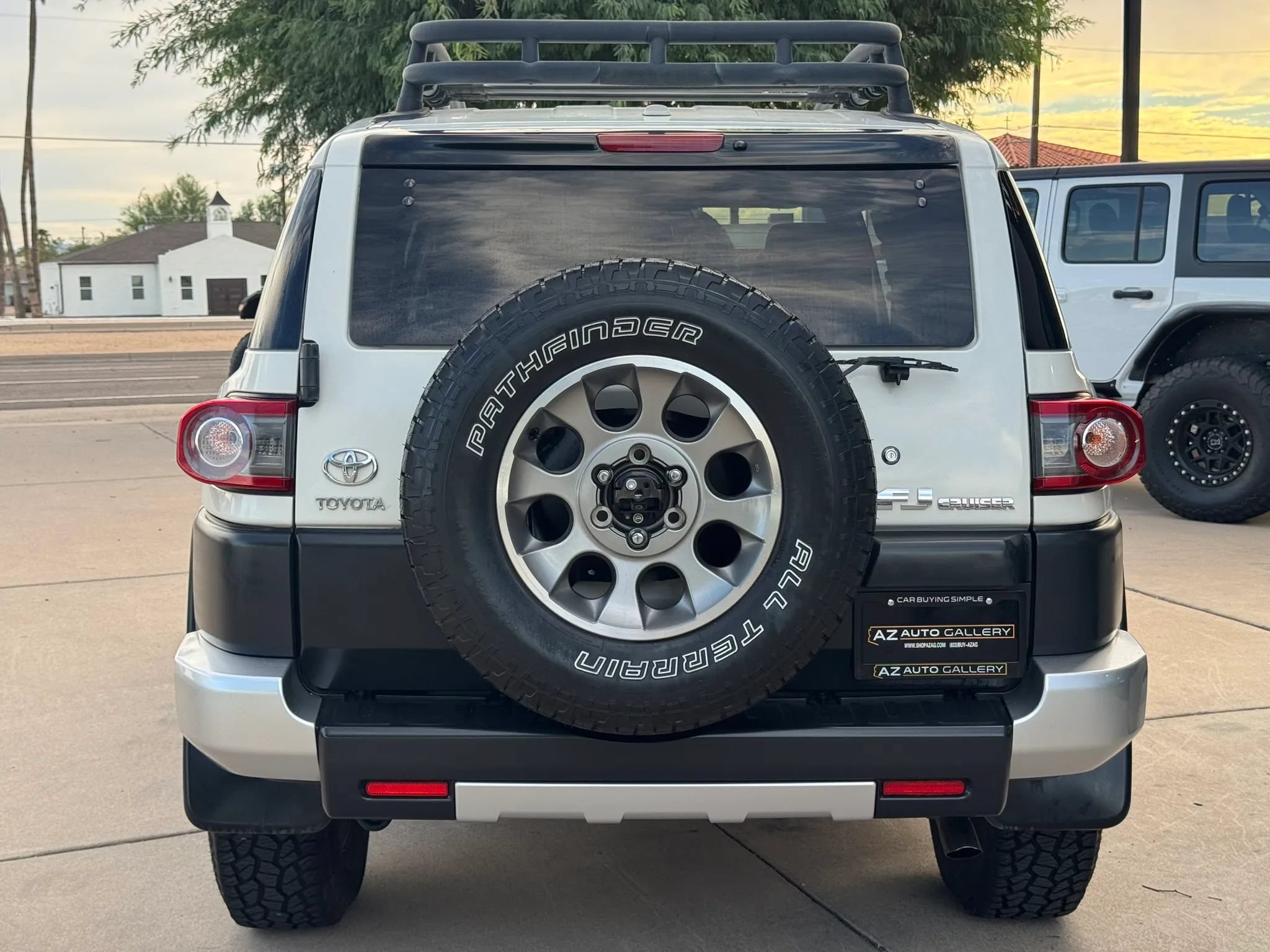 Used 2013 Toyota FJ Cruiser 2WD w/ Convenience Pkg image 6