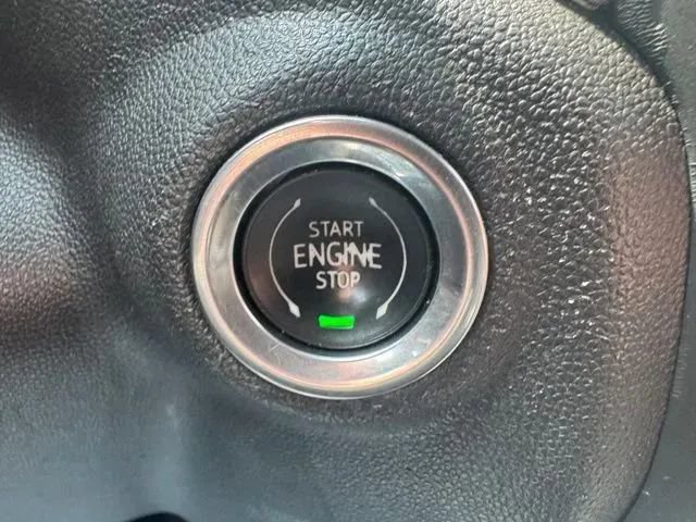 Used 2020 Chevrolet Silverado 1500 RST AWD/4WD image 26