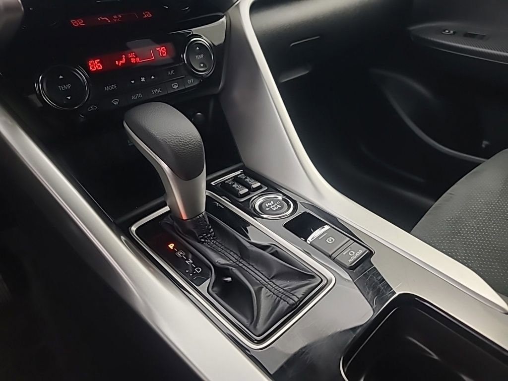 Used 2025 Mitsubishi Eclipse Cross SE image 36