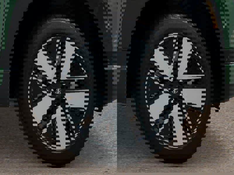 New 2026 Hyundai Ioniq 9 SEL image 8