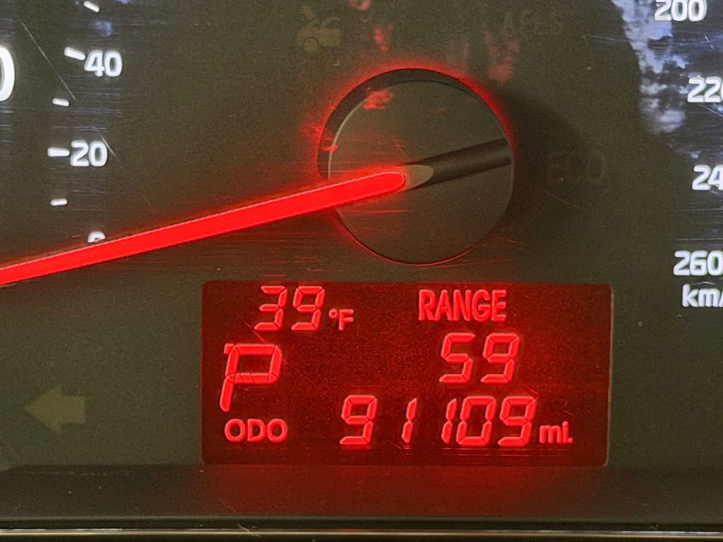 Used 2014 Kia Sorento LX image 19