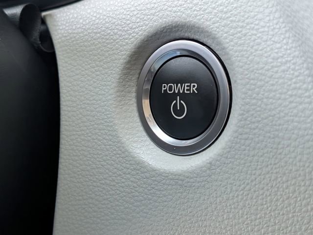 Used 2024 Toyota Corolla LE w/ LE Convenience Package image 20