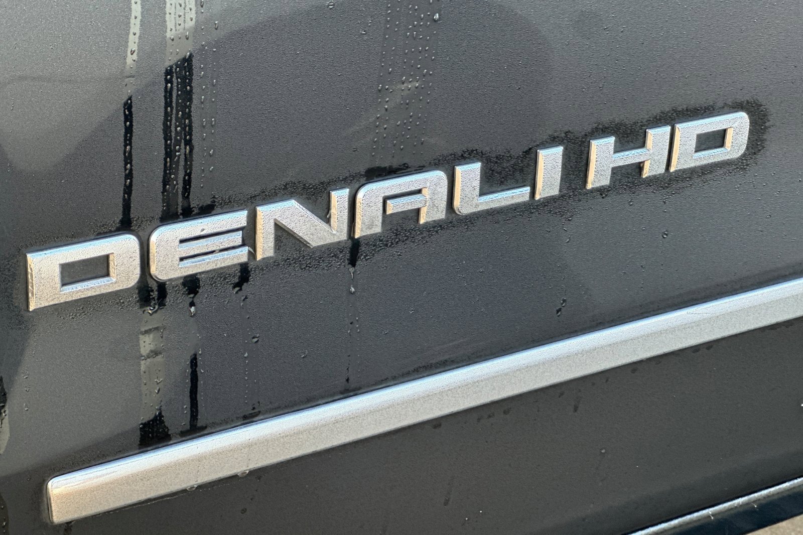 Used 2015 GMC Sierra 2500 Denali w/ Duramax Plus Package image 9