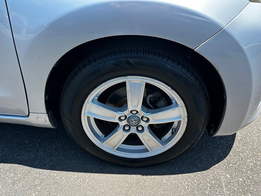 Used 2013 Scion xD FWD image 12