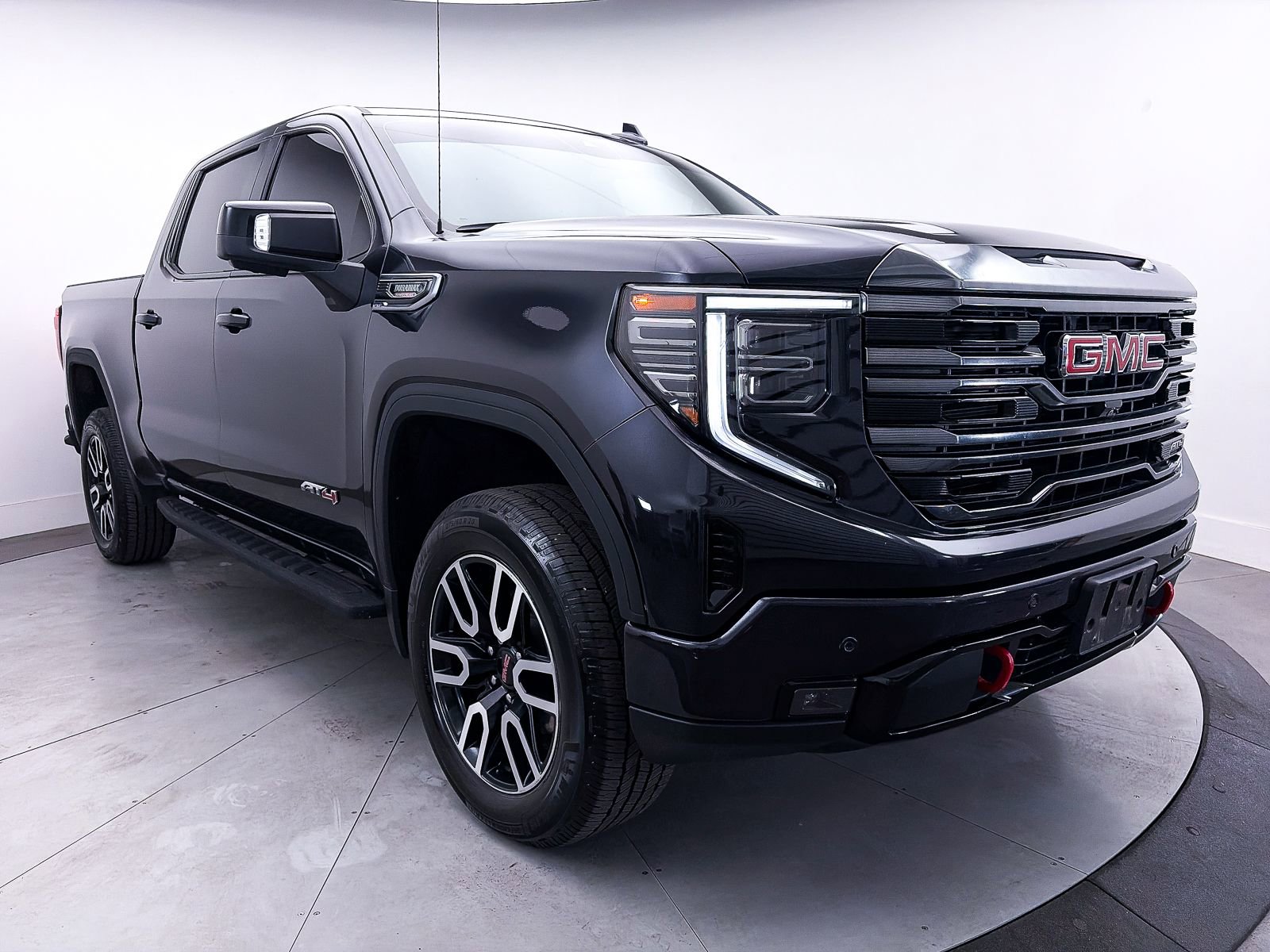 Used 2023 GMC Sierra 1500 AT4 w/ AT4 Premium Package AWD/4WD image 13