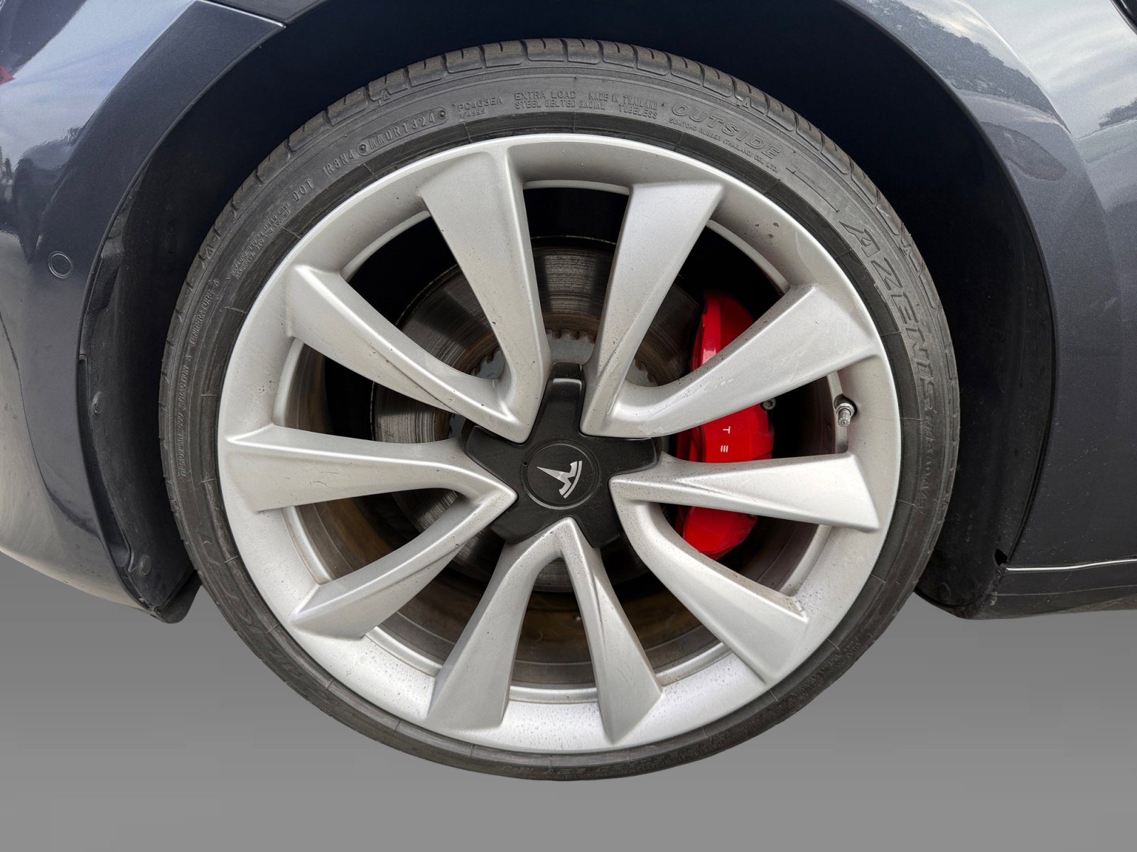 Used 2018 Tesla Model 3 Performance image 9