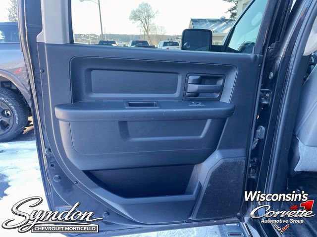 Used 2020 RAM 1500 Tradesman w/ Chrome Appearance Group AWD/4WD image 16
