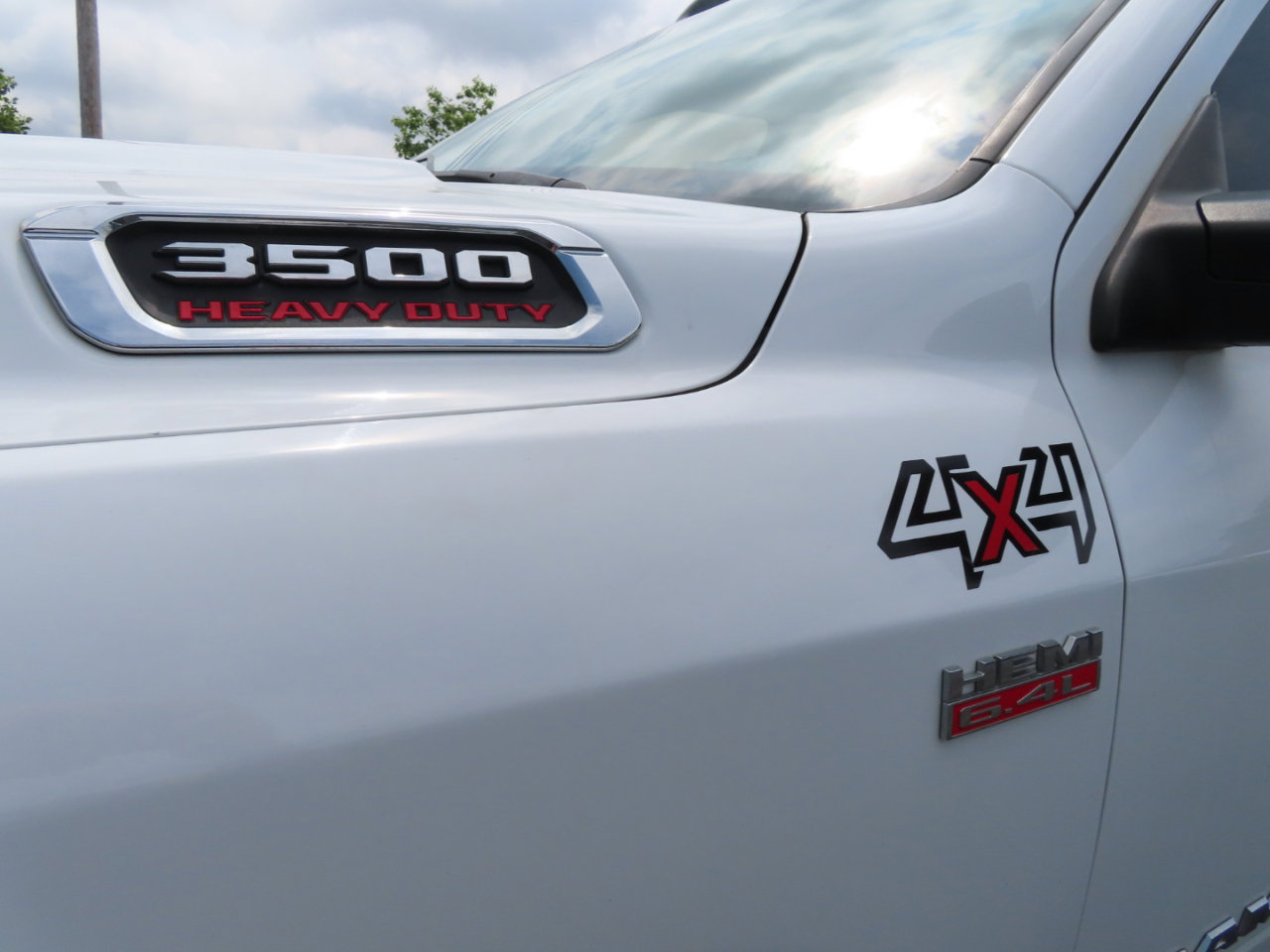 Used 2022 RAM 3500 Tradesman image 13