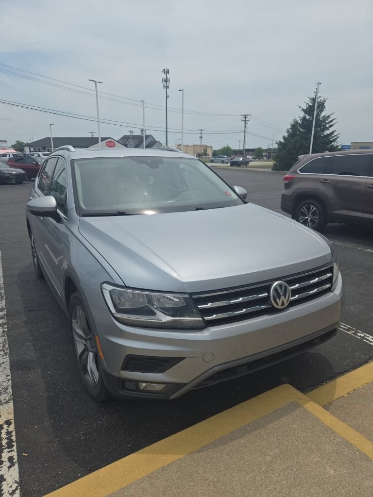 Used 2020 Volkswagen Tiguan SEL AWD/4WD image 6
