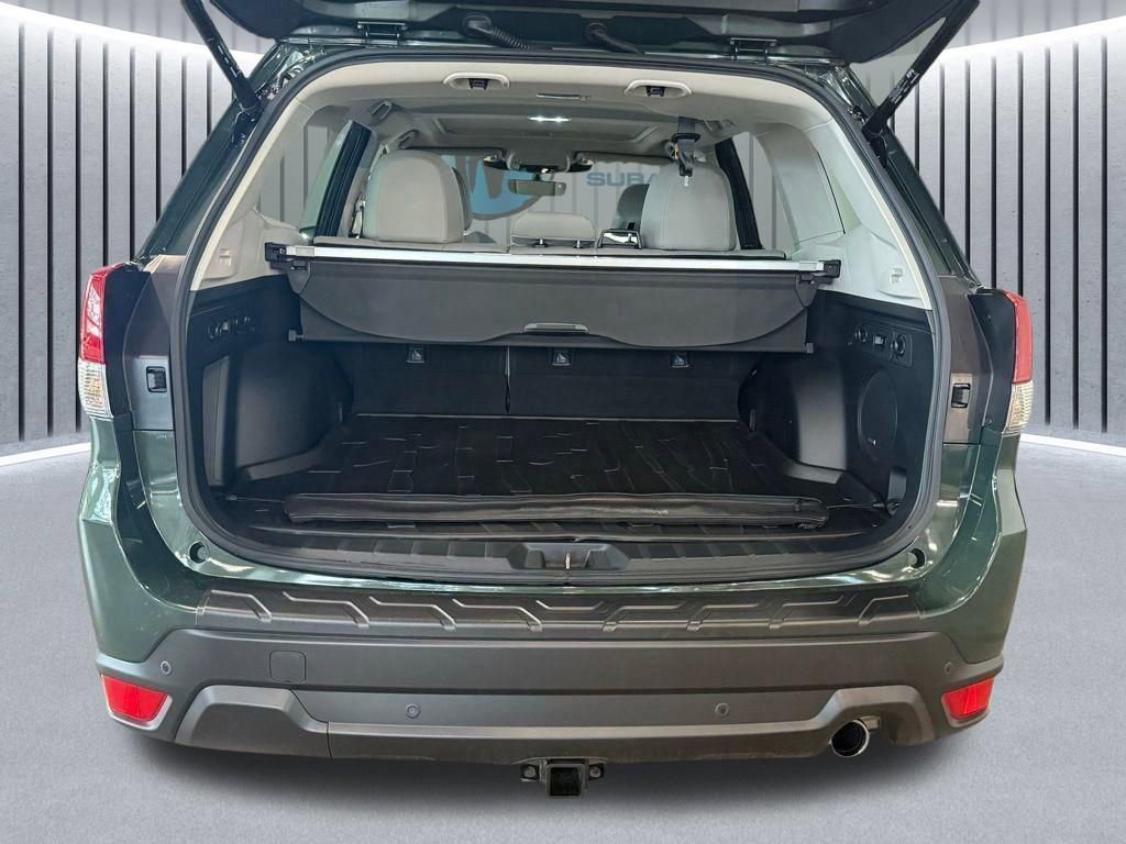 Used 2023 Subaru Forester Limited image 9