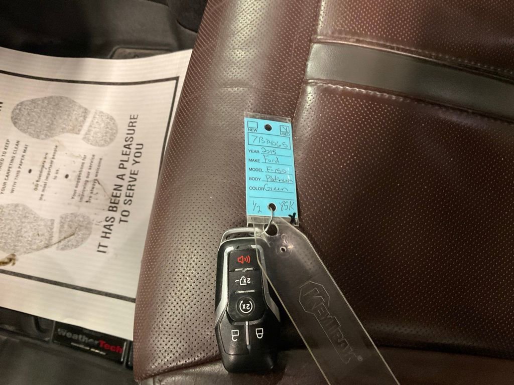 Used 2015 Ford F150 Platinum w/ Equipment Group 701A Luxury image 27