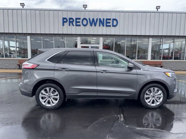 Certified 2024 Ford Edge Titanium AWD/4WD image 2