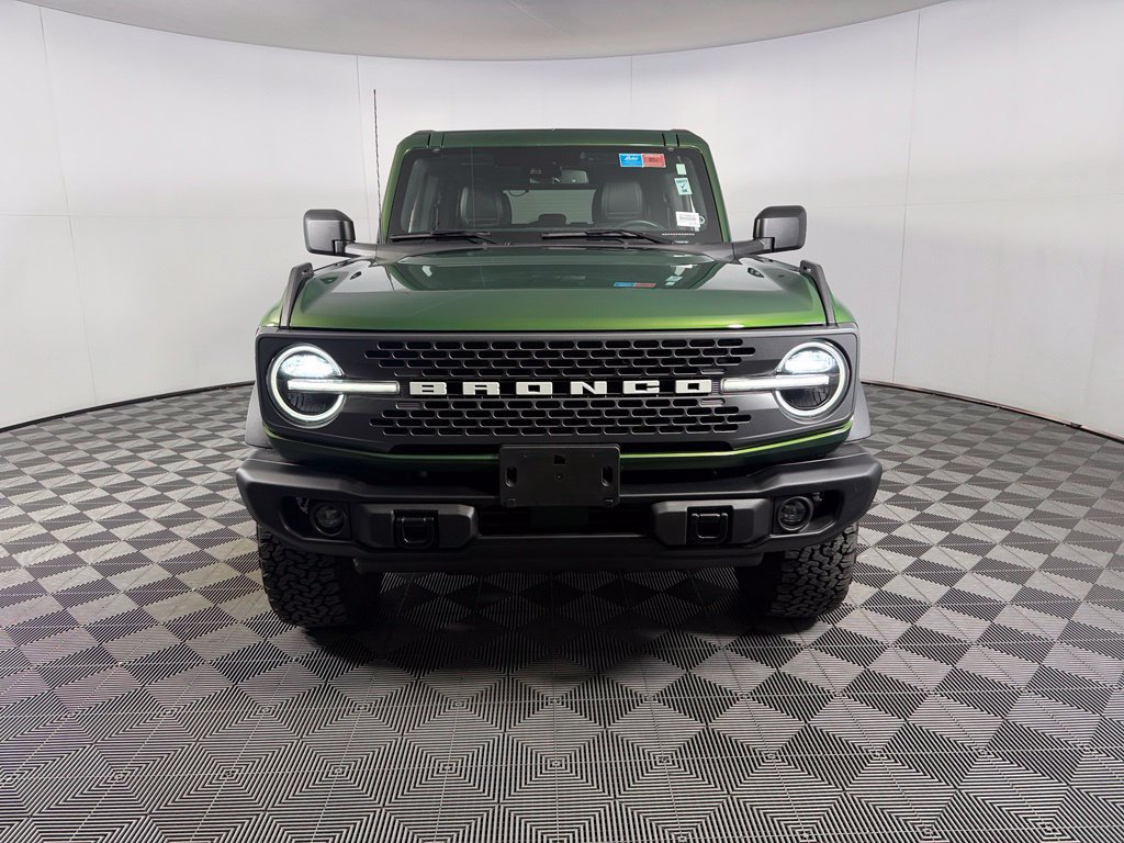 Used 2025 Ford Bronco Badlands AWD/4WD image 4