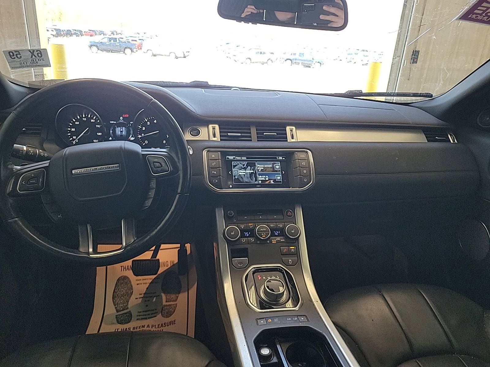 Used 2016 Land Rover Range Rover Evoque SE AWD/4WD image 8