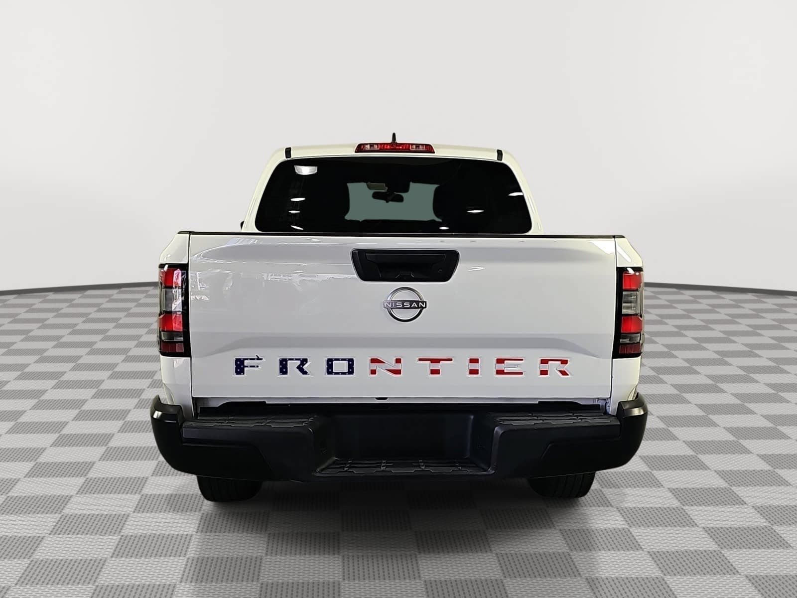 Used 2022 Nissan Frontier S RWD image 7