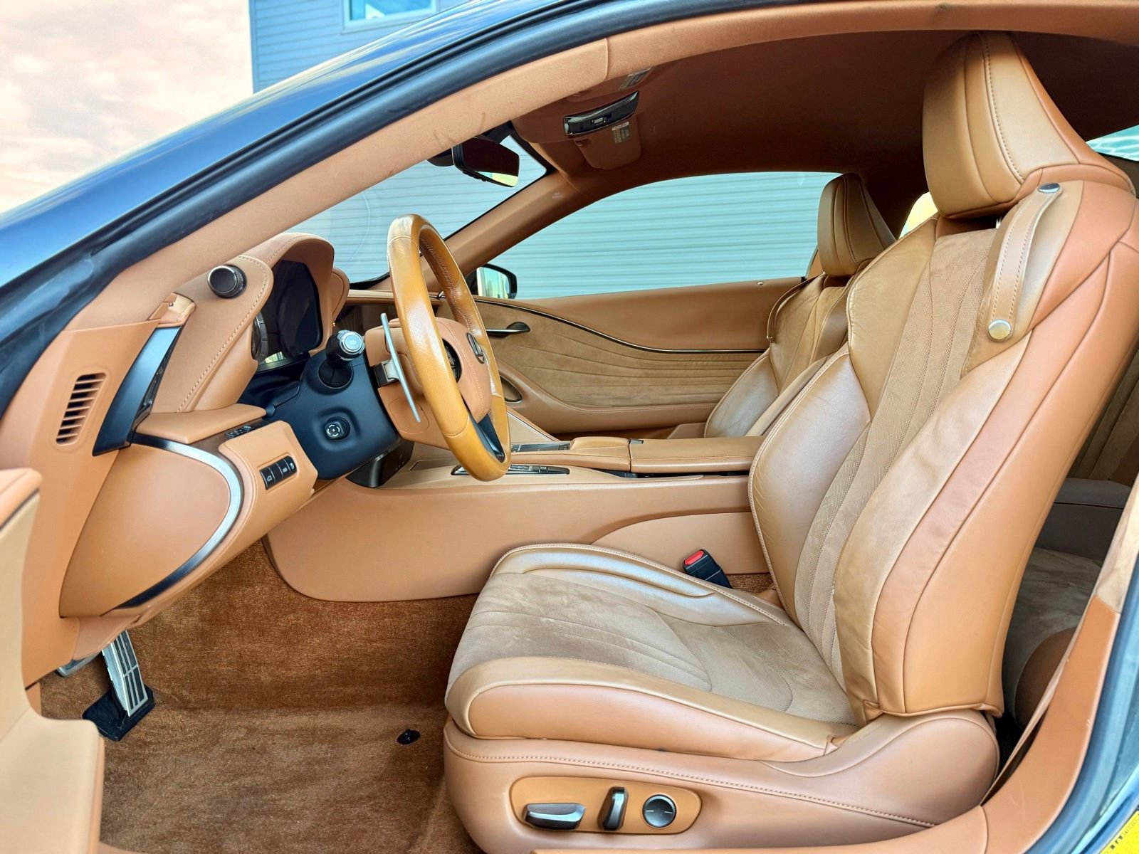 Used 2018 Lexus LC 500 Coupe image 33