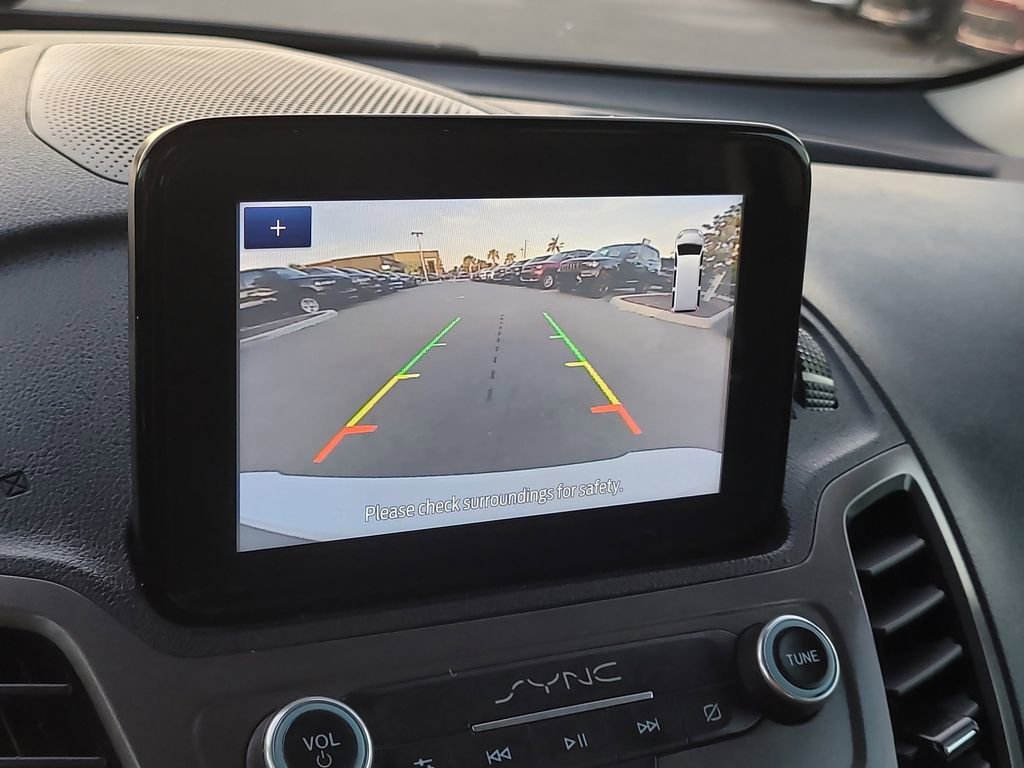 Used 2022 Ford Transit Connect XLT image 20