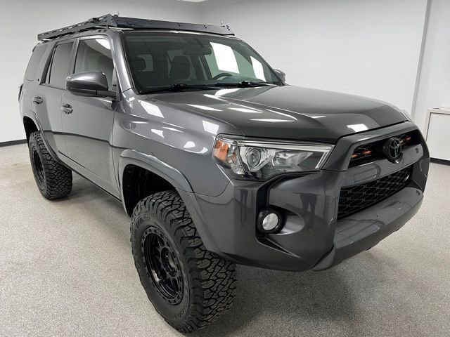 Used 2019 Toyota 4Runner SR5 image 2