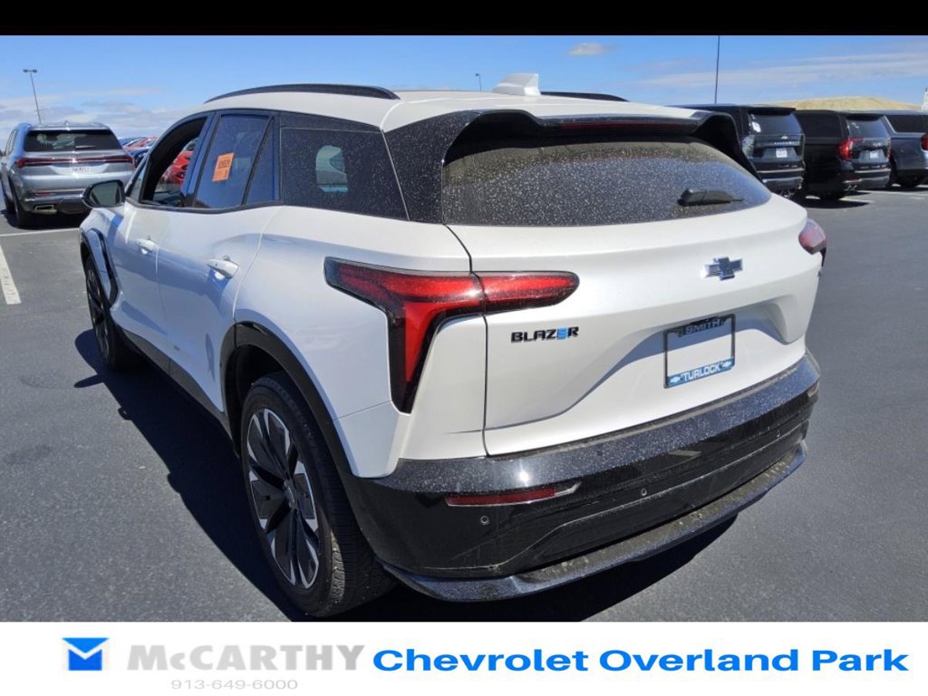 Used 2025 Chevrolet Blazer EV RS w/ Super Cruise Package FWD image 4