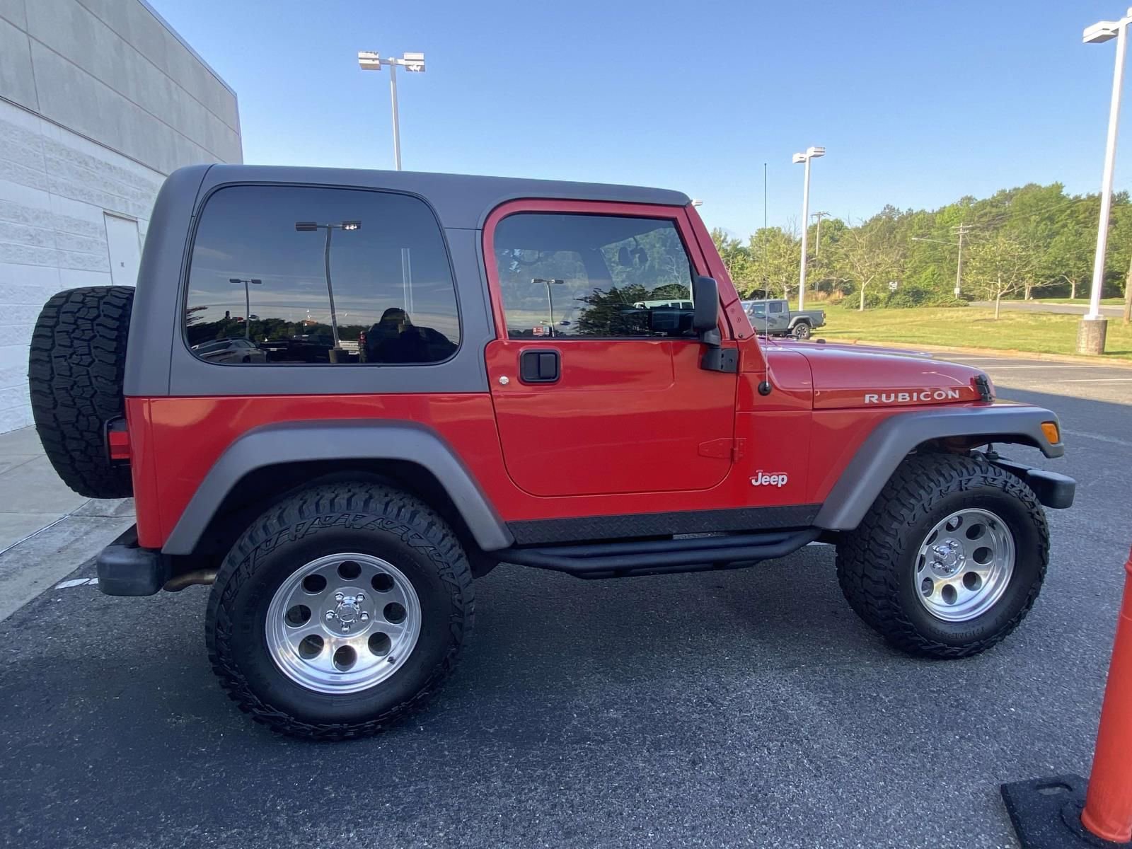 Used 2005 Jeep Wrangler Rubicon AWD/4WD image 9