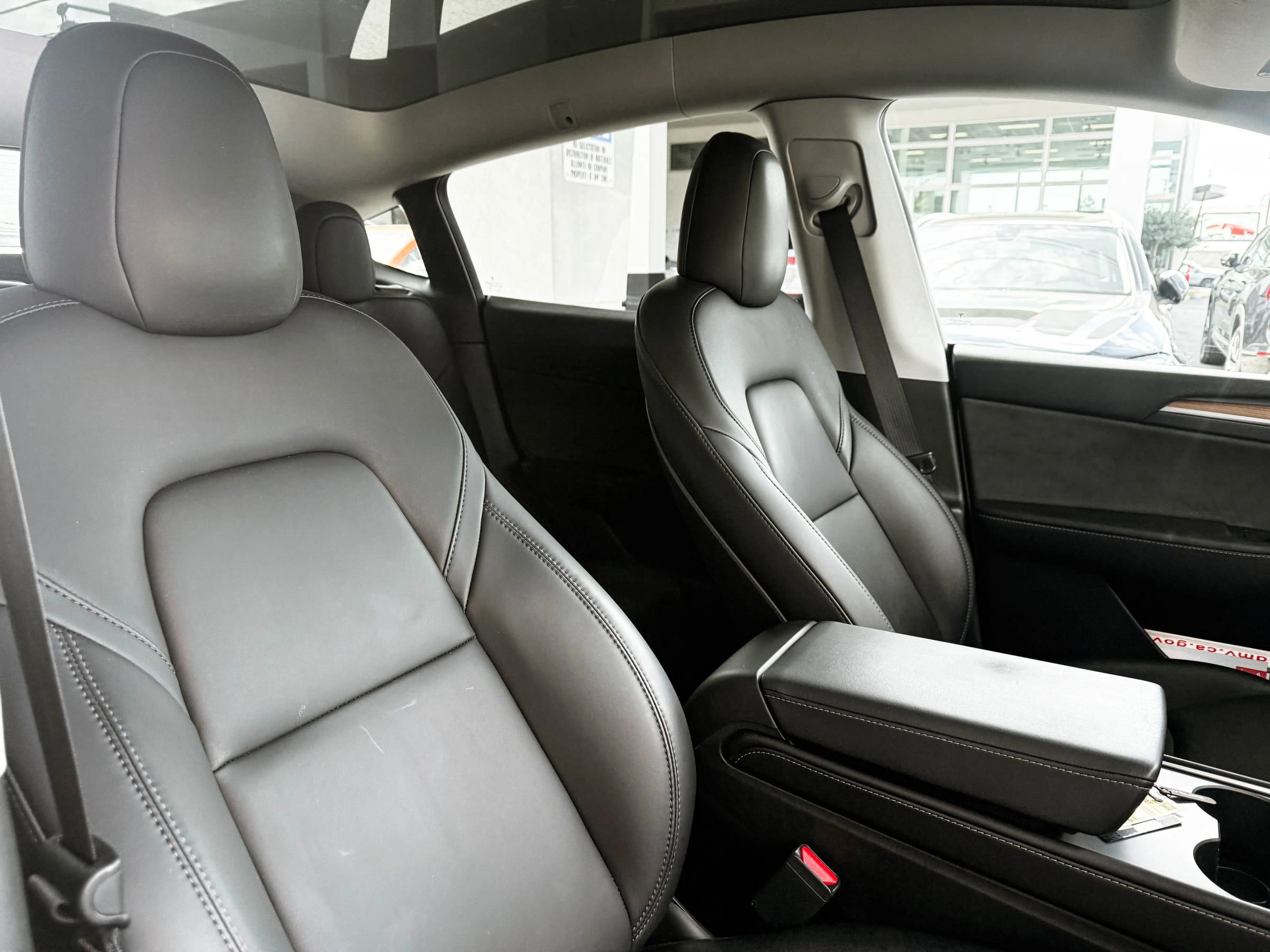 Used 2022 Tesla Model Y Performance AWD/4WD image 29