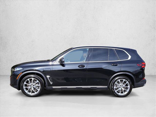 Used 2026 BMW X5 xDrive50e w/ Premium Package AWD/4WD image 11